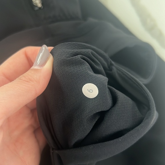 Lululemon inspire tight II black mesh legging size 6 - Picture 8 of 8